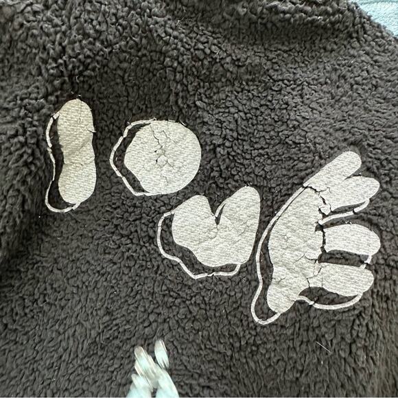 WOLF & RITA Faux Fur Mónica Love Sweatshirt Top - Picture 5 of 7